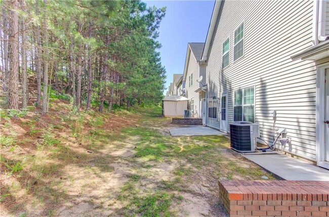 Building Photo - 6273 Lake Valley Point
