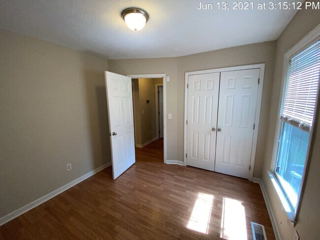 Building Photo - 5061 Linton Hall Rd