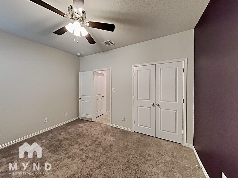 Building Photo - 15003 Gelding Hts