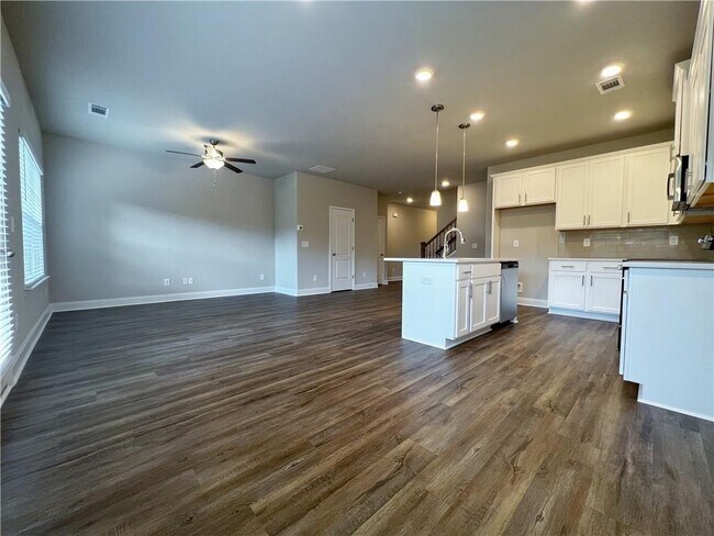 Building Photo - 500 Rockfern Ct