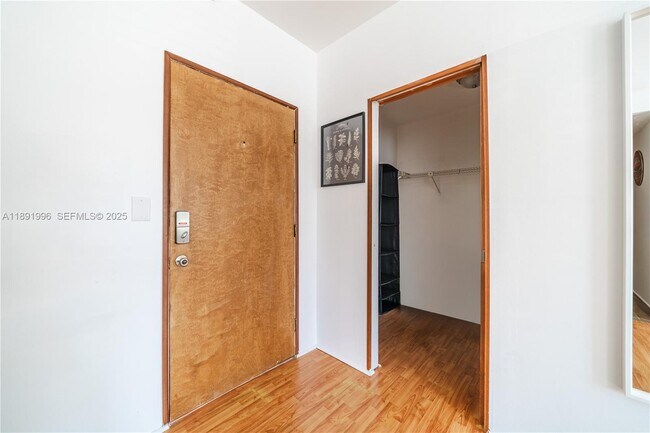 Building Photo - 1502 Jefferson Ave