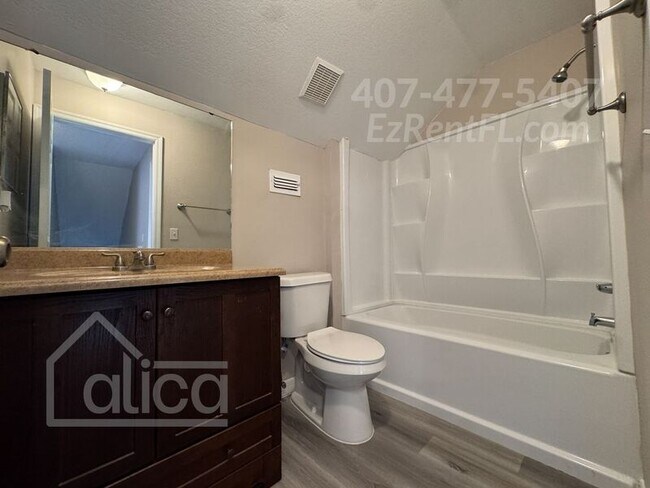 Building Photo - 3756 Dartford Dr