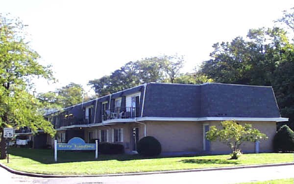 Primary Photo - Ferry Landing Condominiums