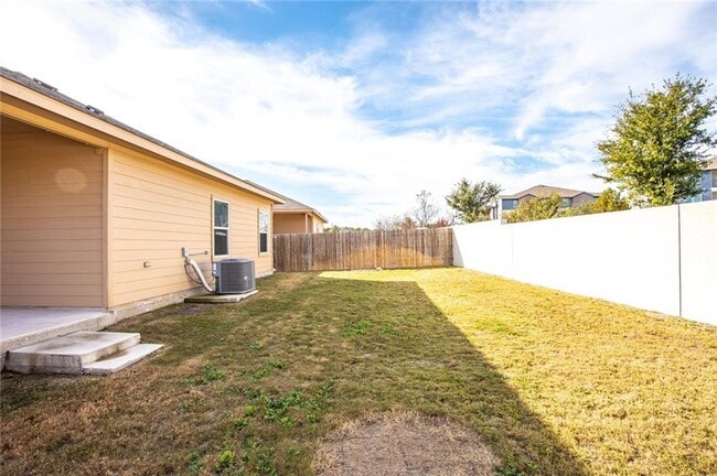 Building Photo - 607 Brashear Ln