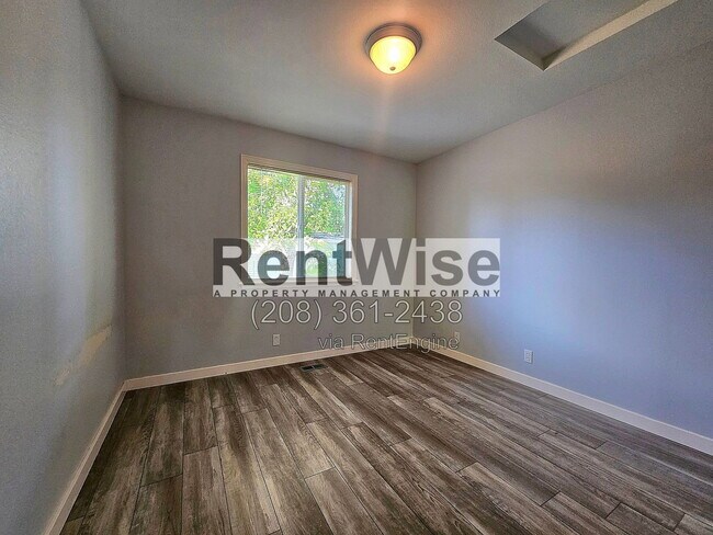 Building Photo - 11338 W Marlinwood St