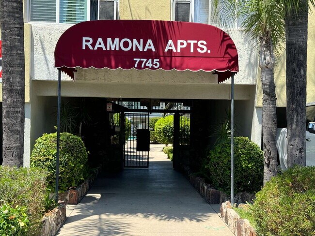 Building Photo - Newly remodeled studio in a gated building...