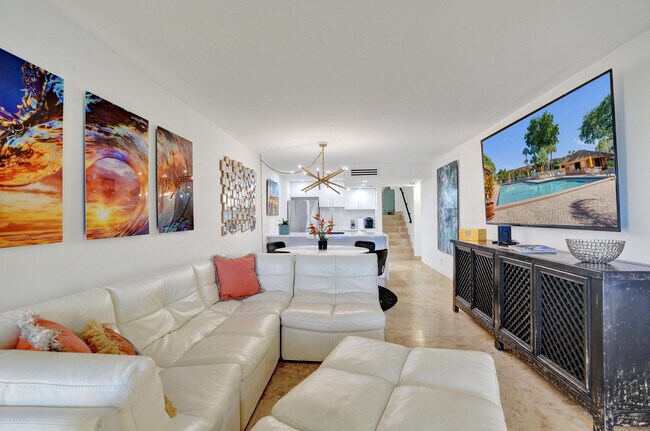 Building Photo - 755 Dotterel Rd