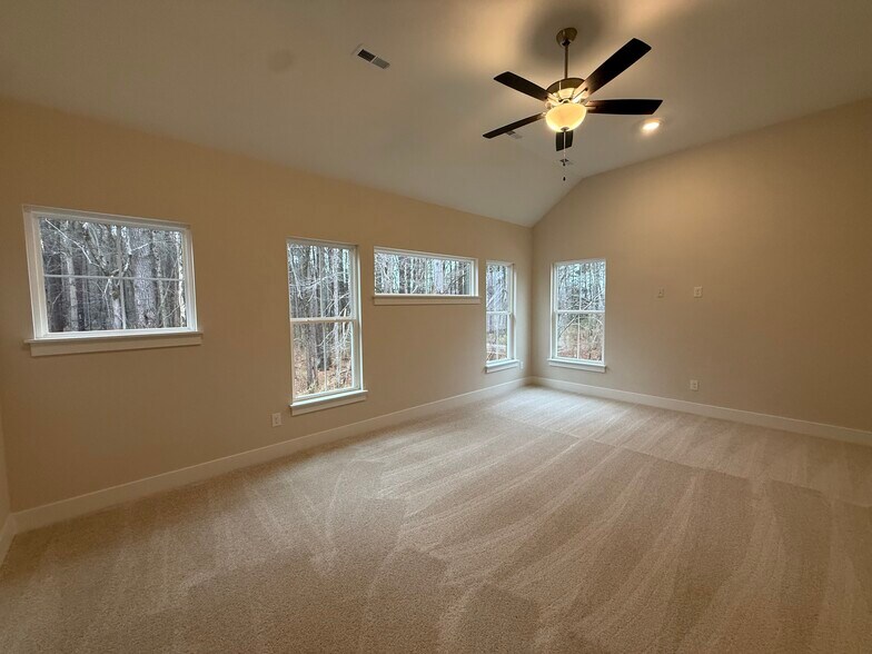 Building Photo - 2049 Burson Dr