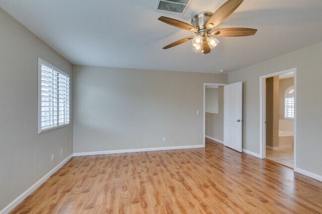 Building Photo - Beautiful Summerlin Home – 3 Bed, 2.5 Bath...