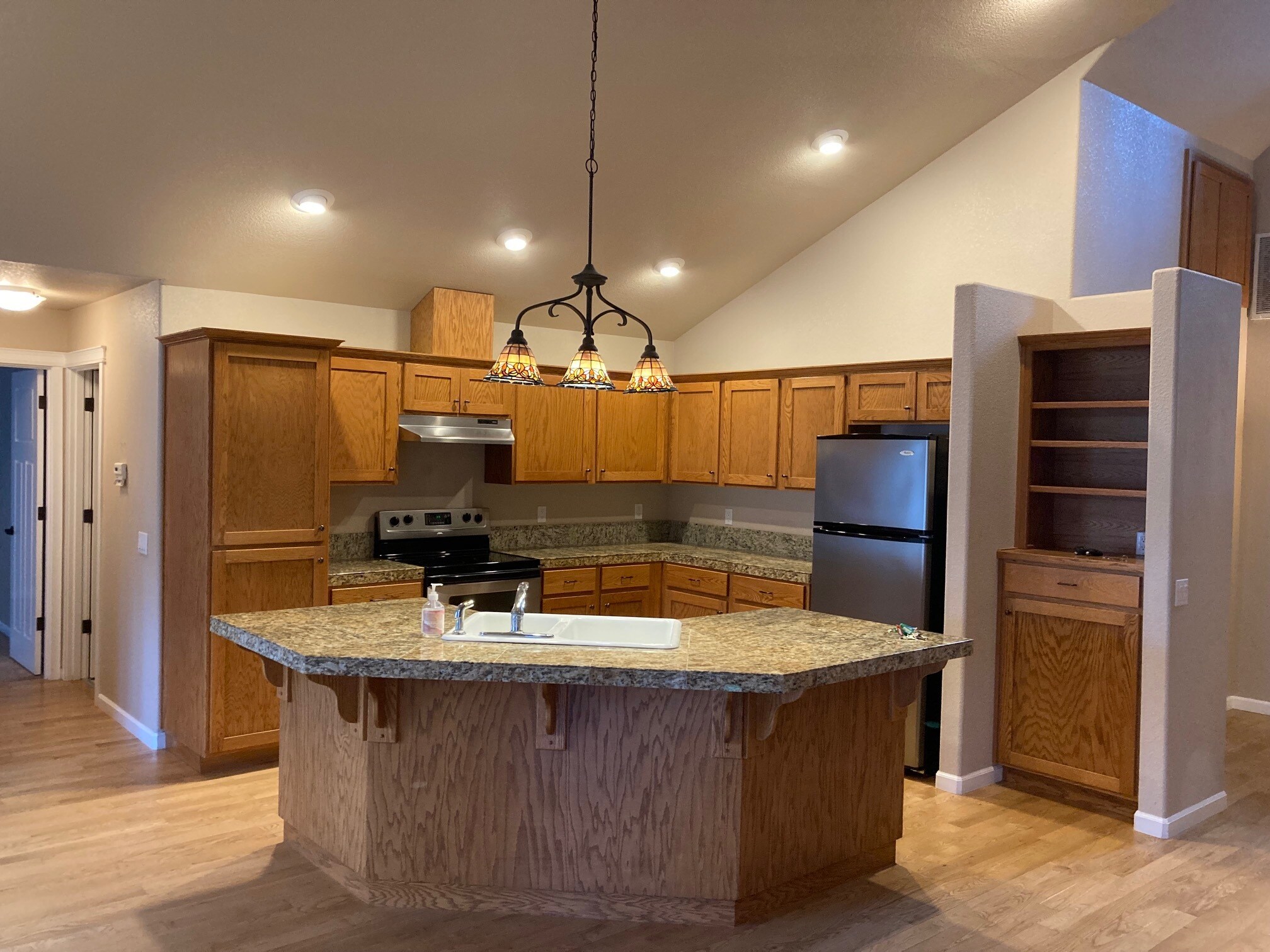 Kitchen - 1023 Rainwood Ln
