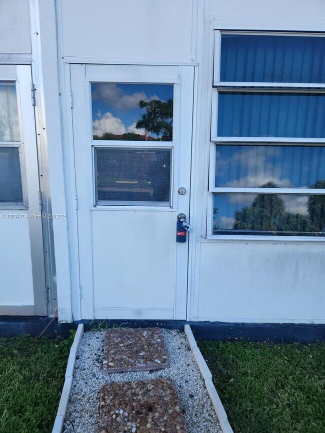 Building Photo - 4740 NW 21st St