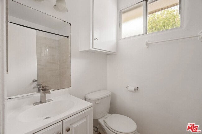 Building Photo - 6755 Yucca St