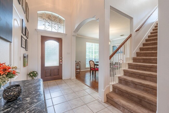 Building Photo - 1310 Big Pines