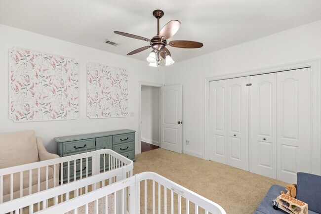 Building Photo - 2899 Chanterelle Cove