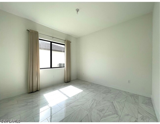 Building Photo - 4959 Brigata Wy
