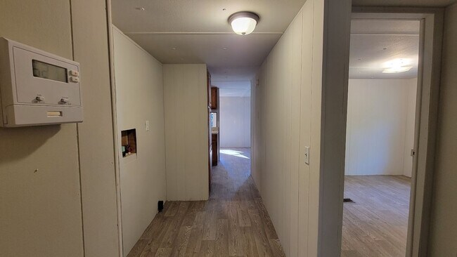 Building Photo - FULLY FENCED! 3 bedroom, 1 bath home plus a covered deck