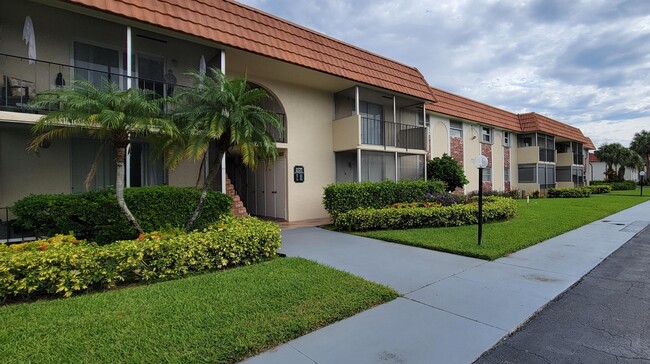 Primary Photo - 22795 SW 66th Ave