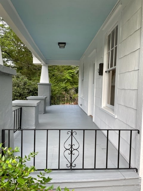 Building Photo - 456 Morton Ave