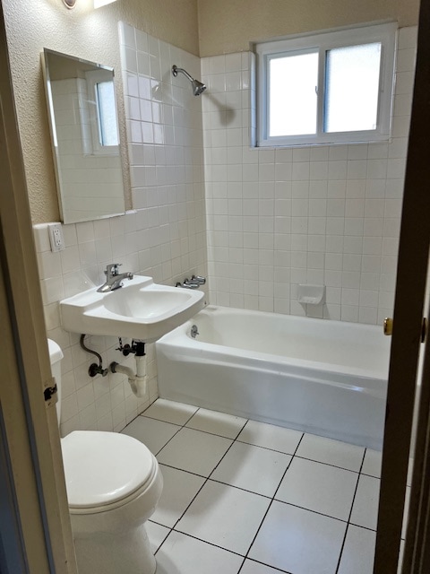 Building Photo - 224 Eastside Dr