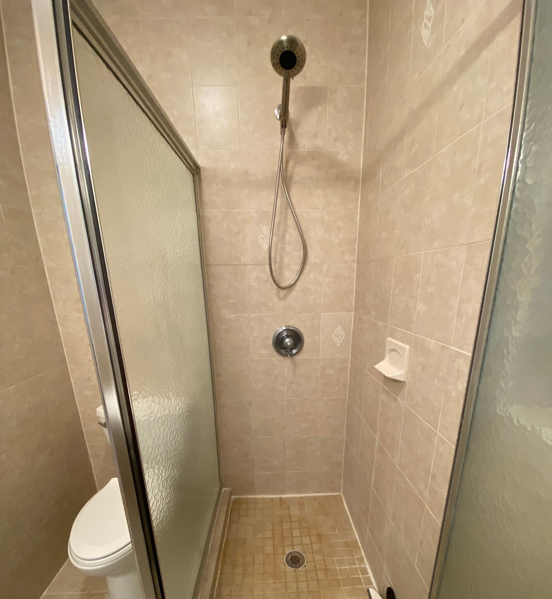 Bathroom - 903 N Wood St