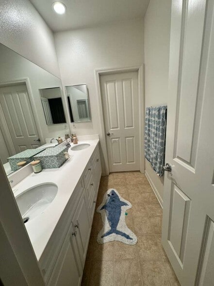 Building Photo - 1042 Sea Glass Way