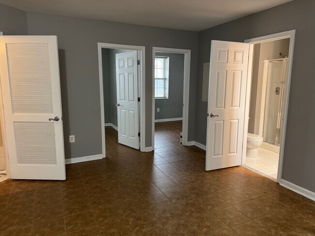 Building Photo - 1821 Cedar Cove Way