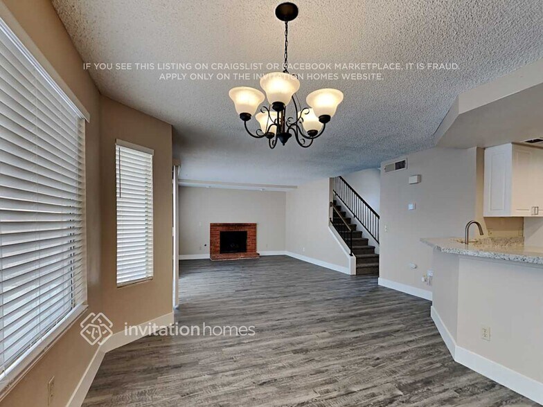 Building Photo - 113 Pomelo Ct