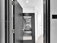 Building Photo - 121 NE 34th St