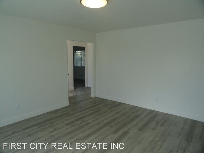 Building Photo - 3 br, 2 bath House - 129 Redondo Court