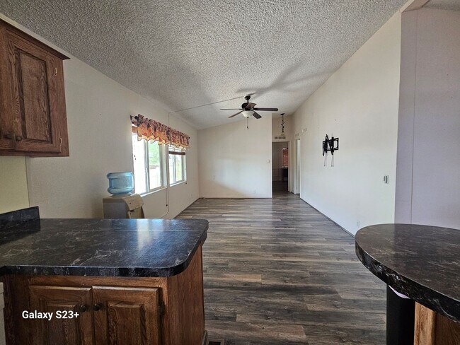 Building Photo - 15300 Palm Dr