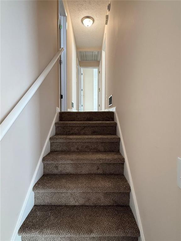 Building Photo - 10111 Settlers Grove Rd NE