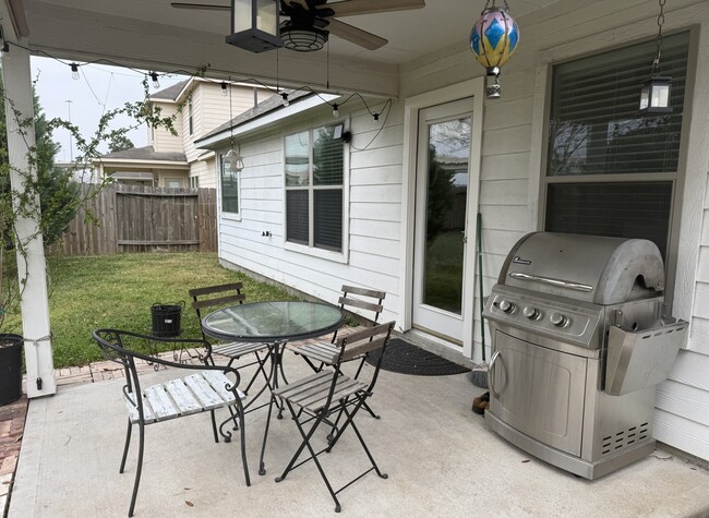 Building Photo - 23910 Fairport Harbor Ln