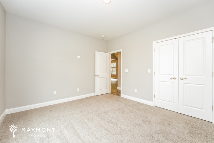 Building Photo - 30 Meadowbrook Ct