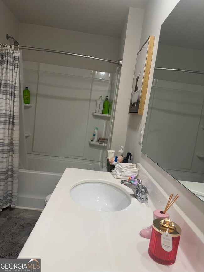 Building Photo - 364 Stoneybrook Dr