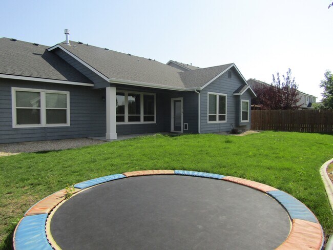 Building Photo - 5299 N Zamora Way
