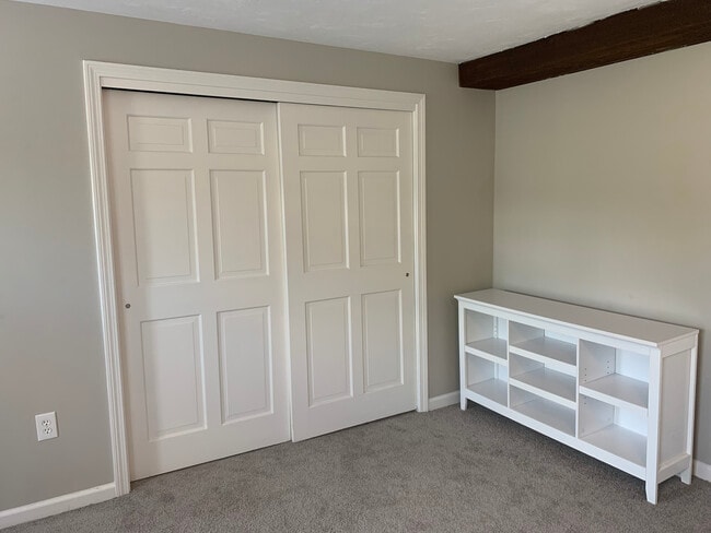 Building Photo - 142 Quincy Shore Dr