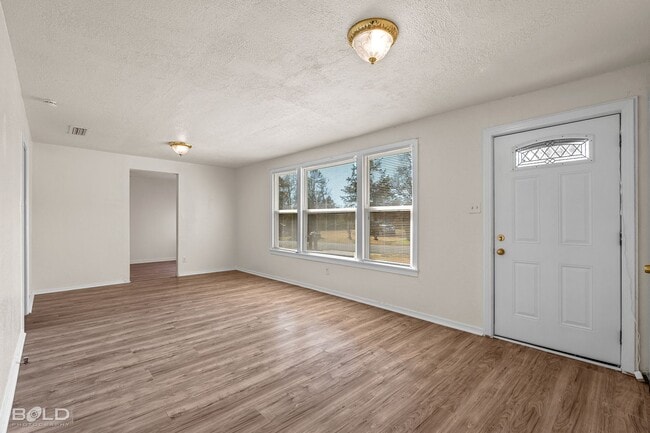 Building Photo - 6863 Washington Ln