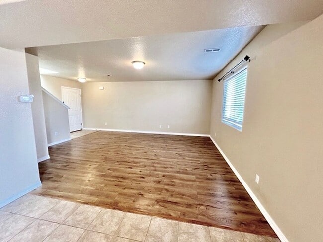 Building Photo - Stetson Hills Home with 3 Bedrooms and 2.5 Baths Available in May