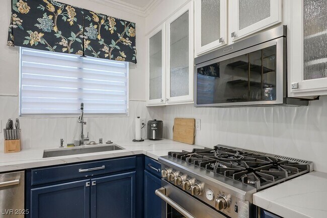 Building Photo - 3771 Prairie Orchid Ave