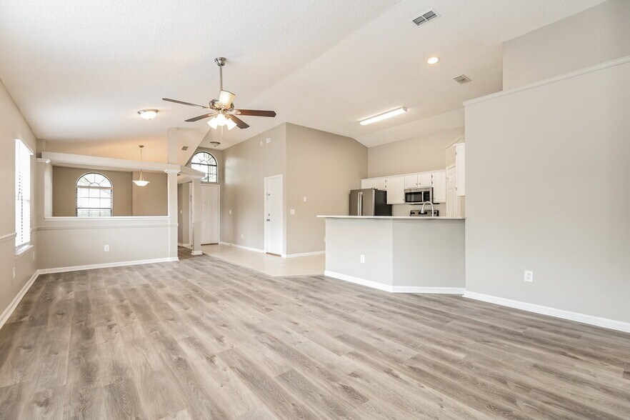 Building Photo - 8840 St Lucia Ct