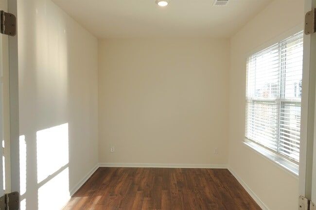 Building Photo - 1438 Talley Rdg Dr