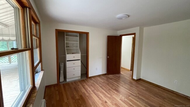 Building Photo - 188 Moore Dr