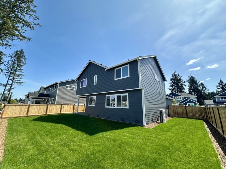 Building Photo - 3459 183 St Ct E