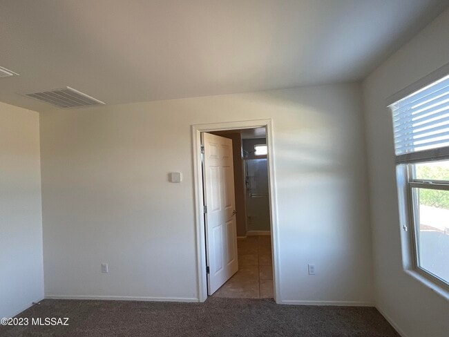 Building Photo - 10335 S Keegan Ave
