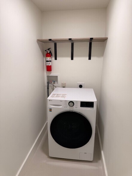 In-unit washer and dryer - 66 Harrison Hill Rd