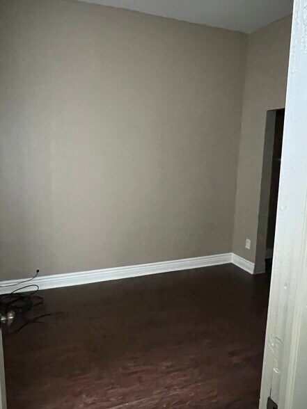 Bedroom 3 - 5823 S Wabash Ave