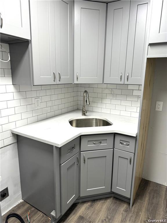 Building Photo - 23 Collegeview Ave