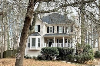 Building Photo - 1405 Silver Fox Run