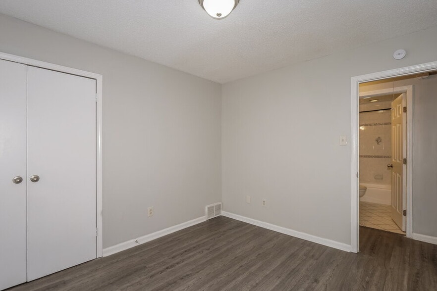 Building Photo - 6683 Beaverlodge Dr