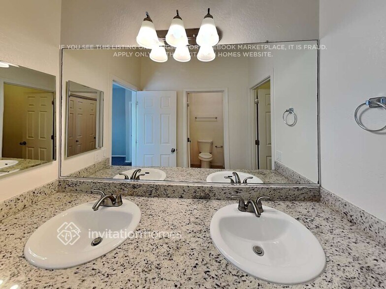 Building Photo - 17696 W Langer Ln